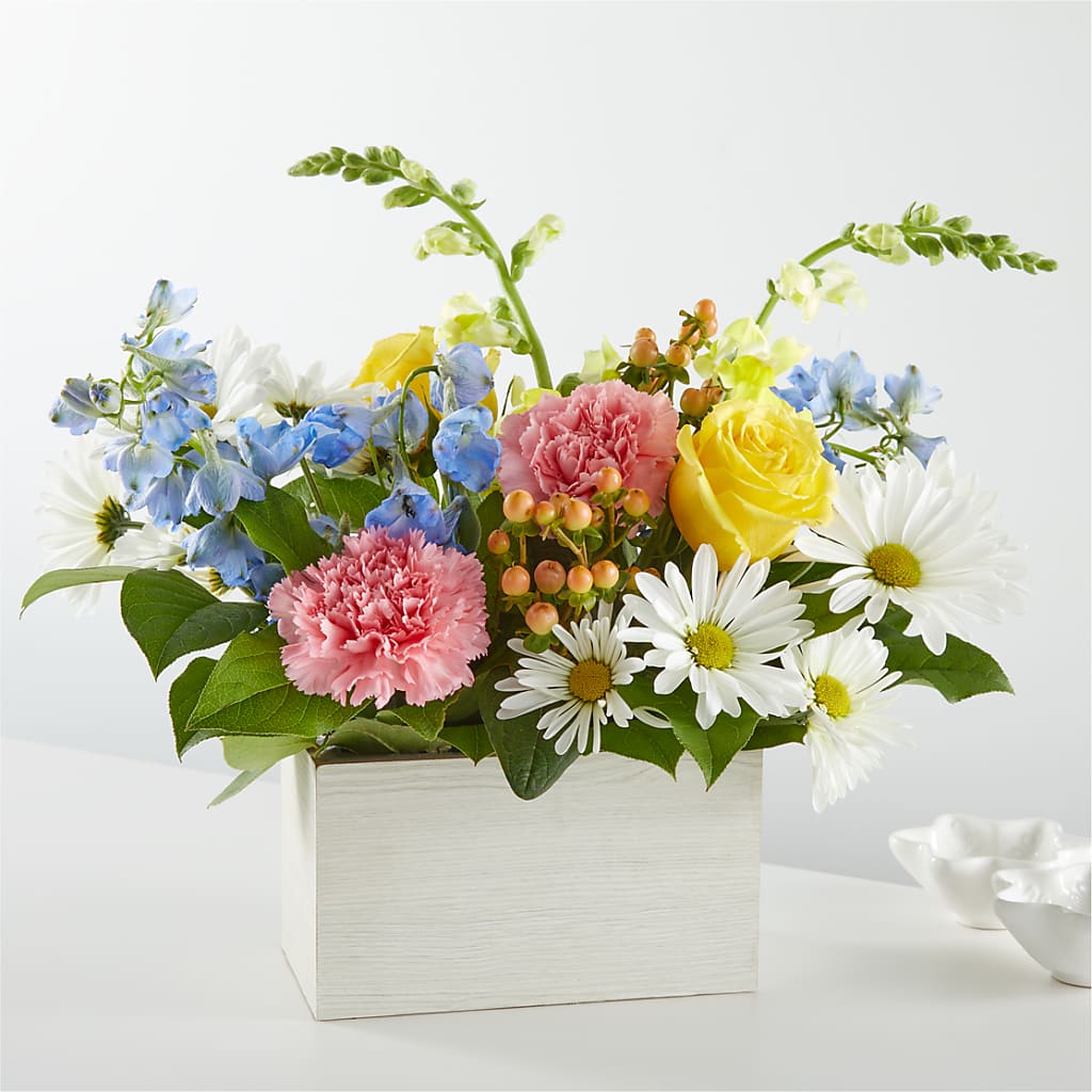 Sun Salutation Box Bouquet – SB FLORAL & DESIGN, Erie IL
