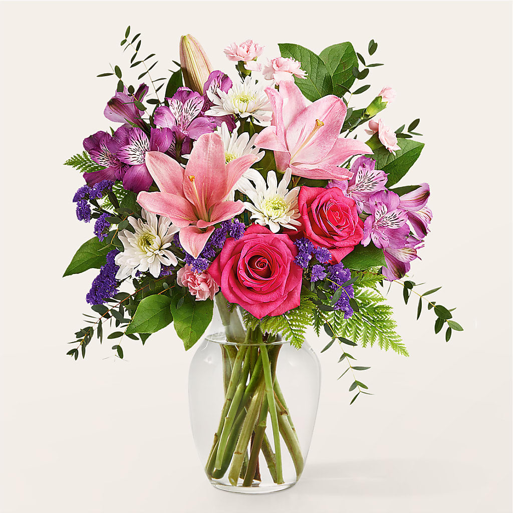 Lace & Pearls Bouquet – SB FLORAL & DESIGN, Erie IL