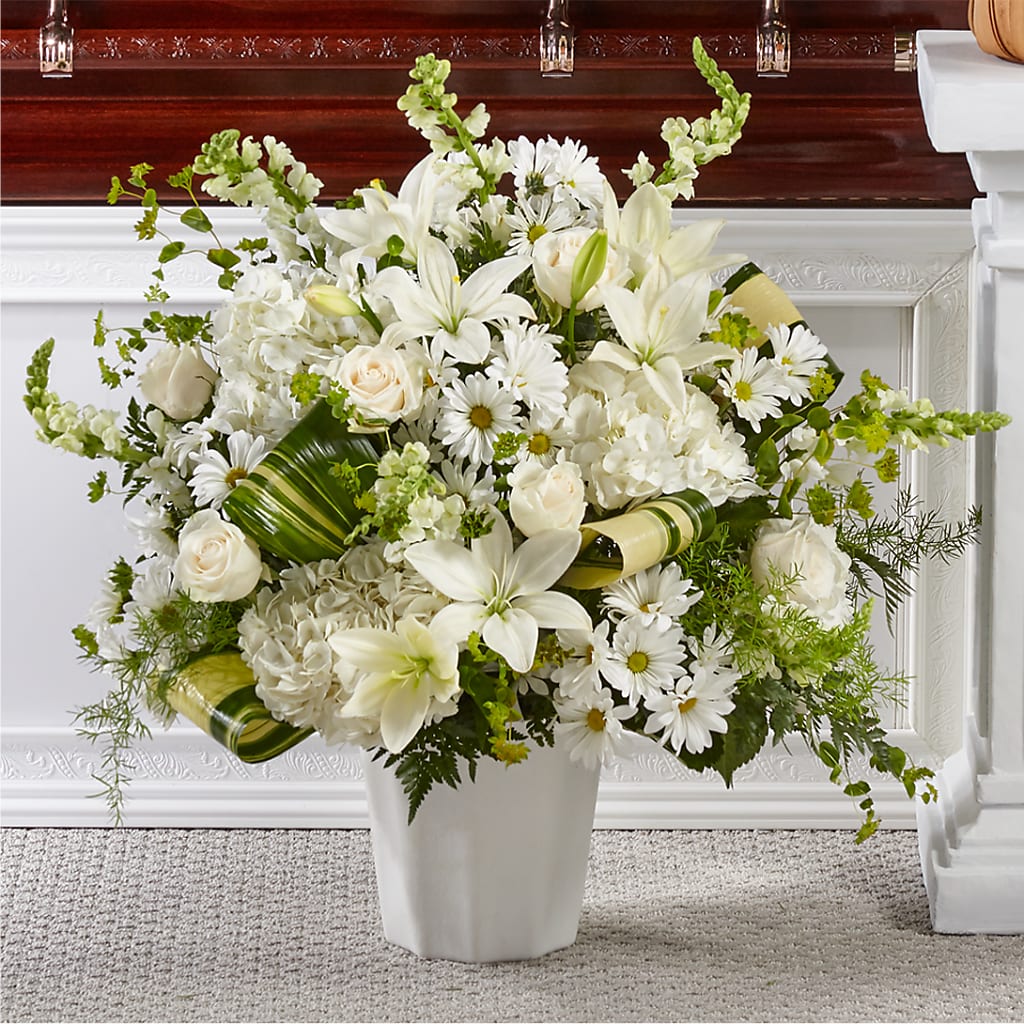 Thoughts of Tranquility Floor Basket – SB FLORAL & DESIGN, Erie IL