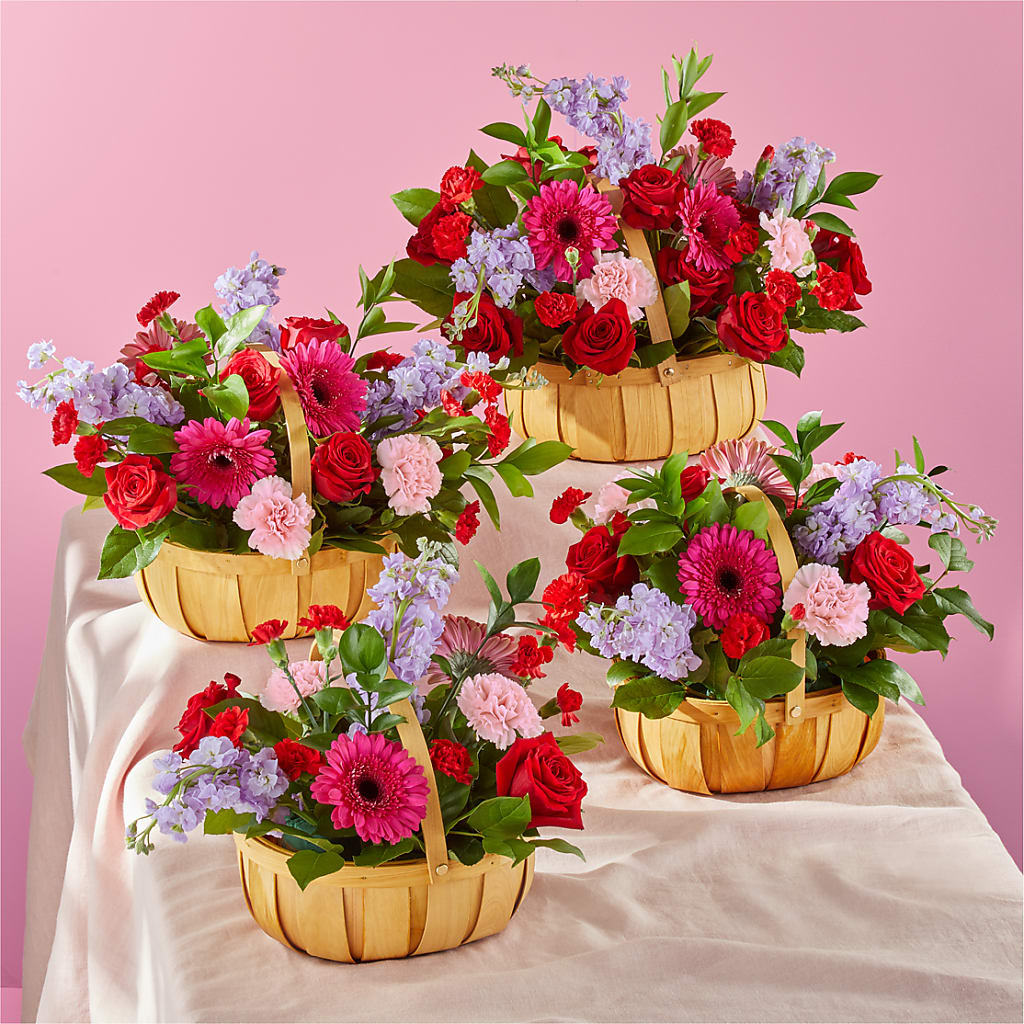 Pink Picnic Basket – SB FLORAL & DESIGN, Erie IL