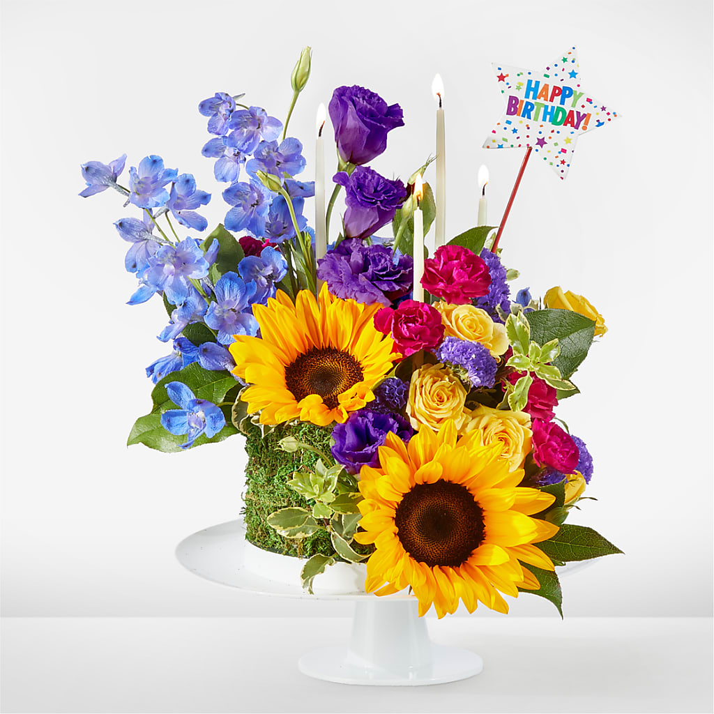 Star of the Day Floral Cake – SB FLORAL & DESIGN, Erie IL
