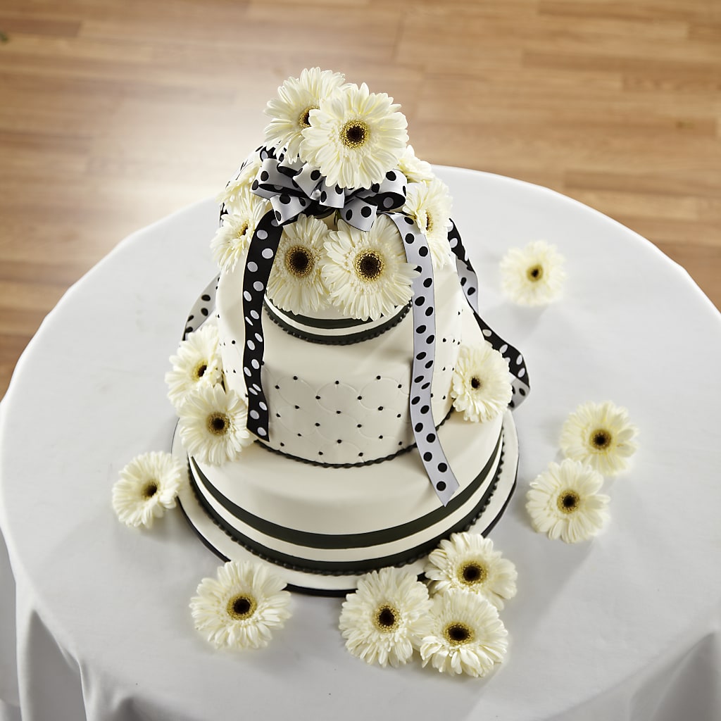 Simple Sophistication Cake Décor – SB FLORAL & DESIGN, Erie IL