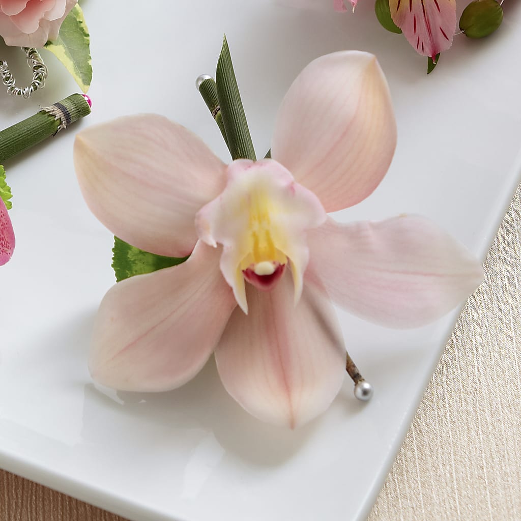 Pink Cymbidium Boutonniere – SB FLORAL & DESIGN, Erie IL