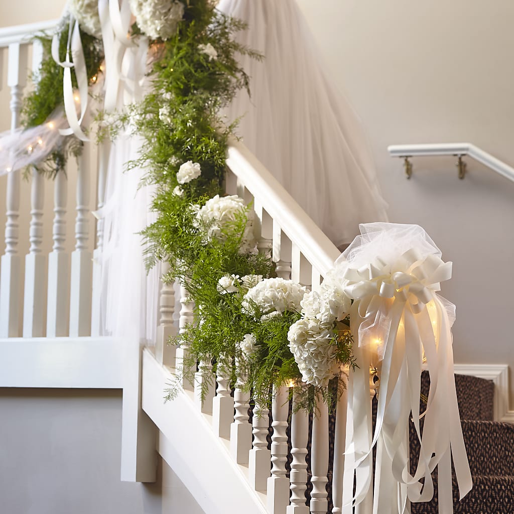 Champagne Dreams Garland – SB FLORAL & DESIGN, Erie IL