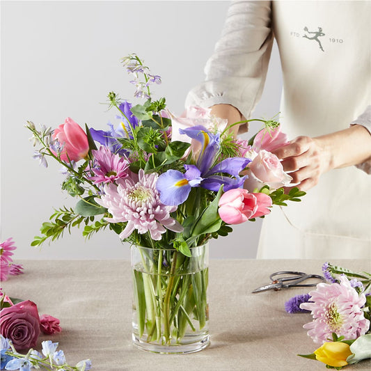 Pastel Tradition - A Florist Original – SB FLORAL & DESIGN, Erie IL