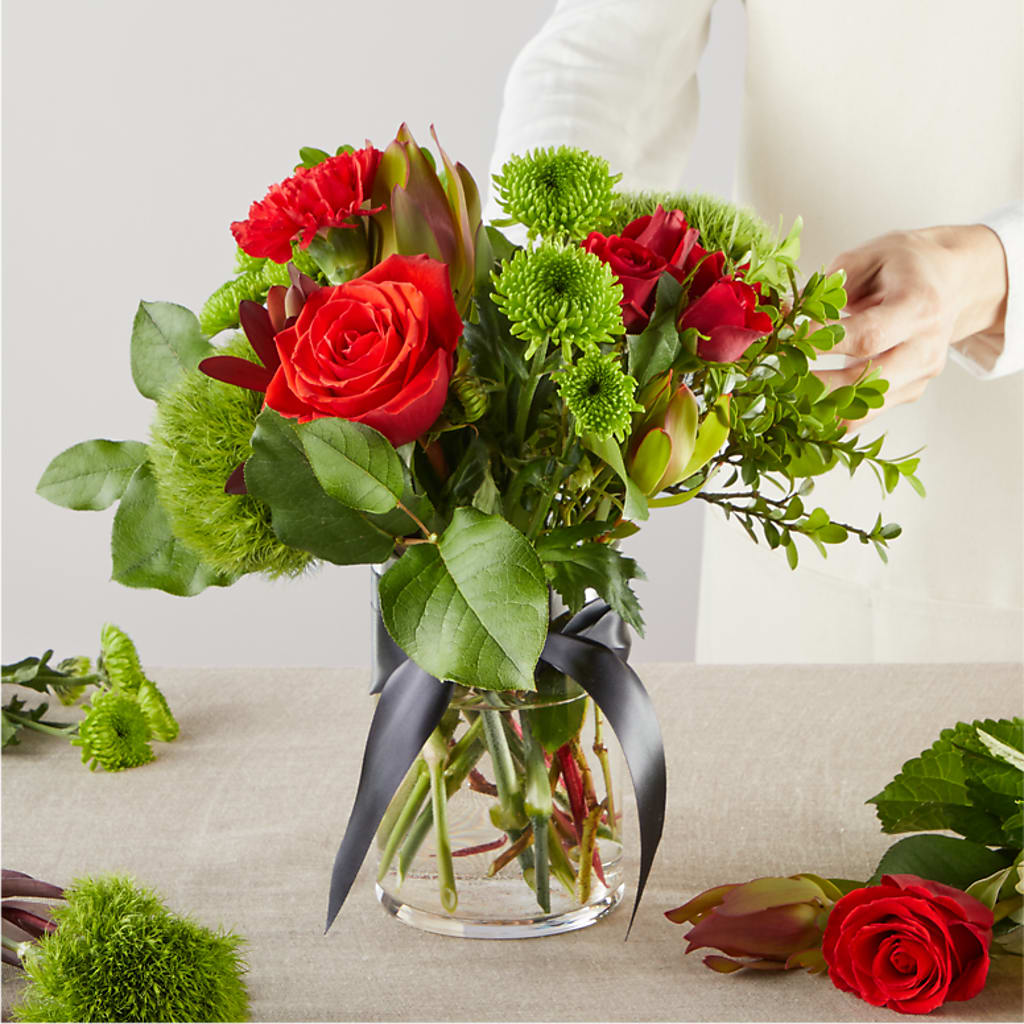 Heritage Kindle – A Florist Original – SB FLORAL & DESIGN, Erie IL