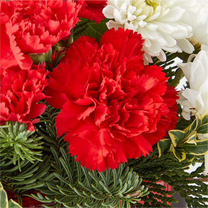 Christmas Market Bouquet – SB FLORAL & DESIGN, Erie IL